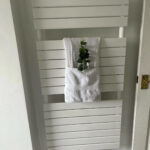 Centre Tap TRV Straight White 15mm