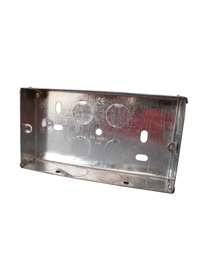 52520267-1.jpg Galvanised metal box - double 35mm - Image 1