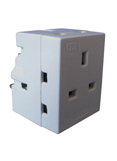 52520443-1.jpg 13A adaptor 2 way - Image 1