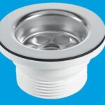 McA Centre Pin Bath Waste 70mm SS Flange Black PVC Plug BSW10P